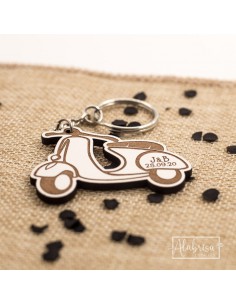 Llavero Vespa Boda... 2